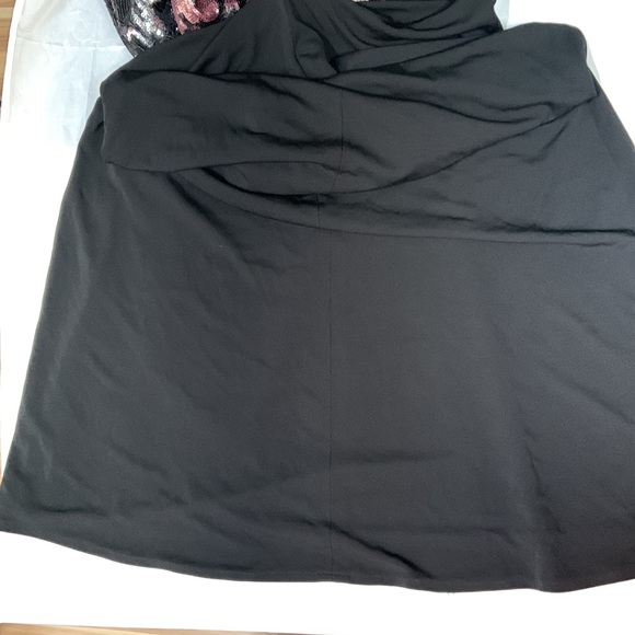 Adrianna Papell Evening Gown Size 8 Black Back out - Picture 7 of 7